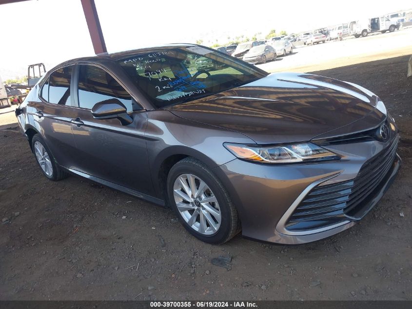 2021 TOYOTA CAMRY LE