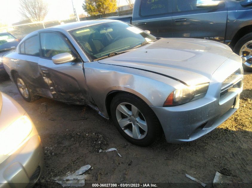 2013 DODGE CHARGER SE