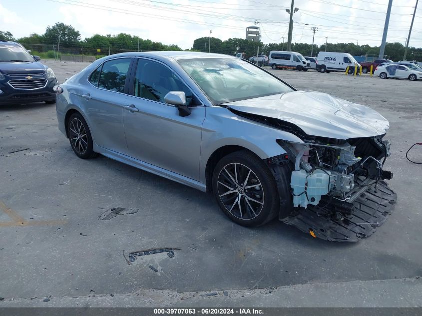 2023 TOYOTA CAMRY SE