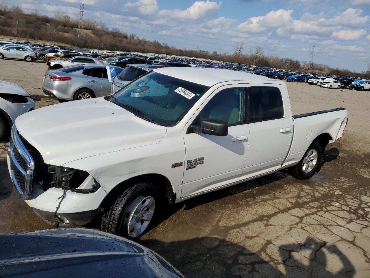 2019 RAM 1500 CLASSIC SLT