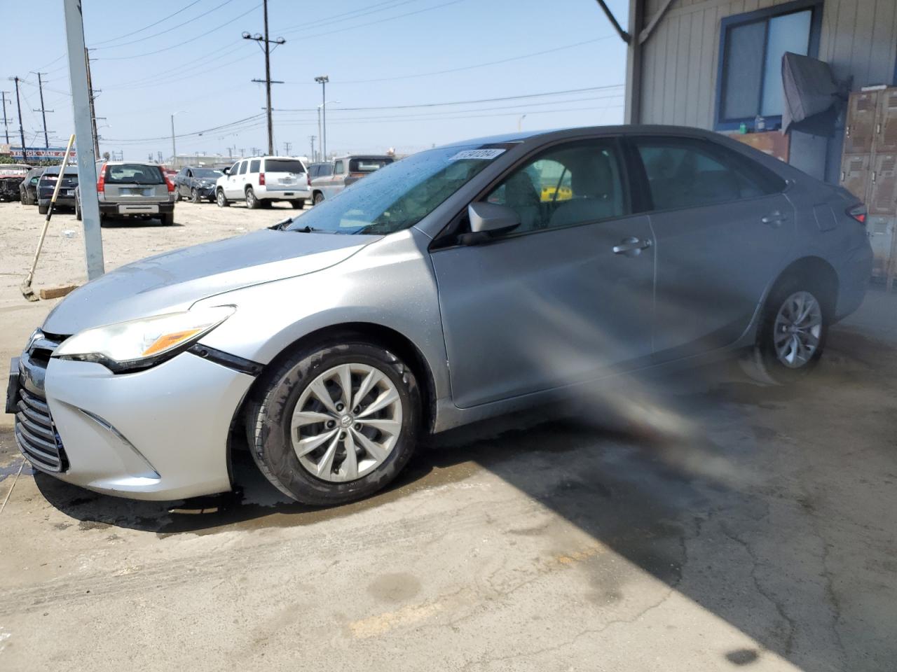 2015 TOYOTA CAMRY LE