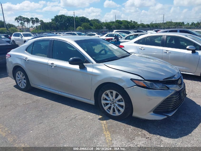 2018 TOYOTA CAMRY LE