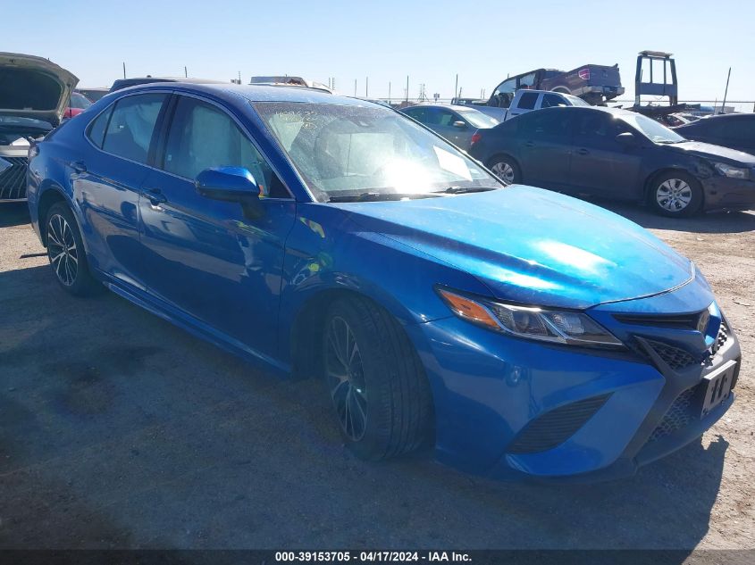 2018 TOYOTA CAMRY SE