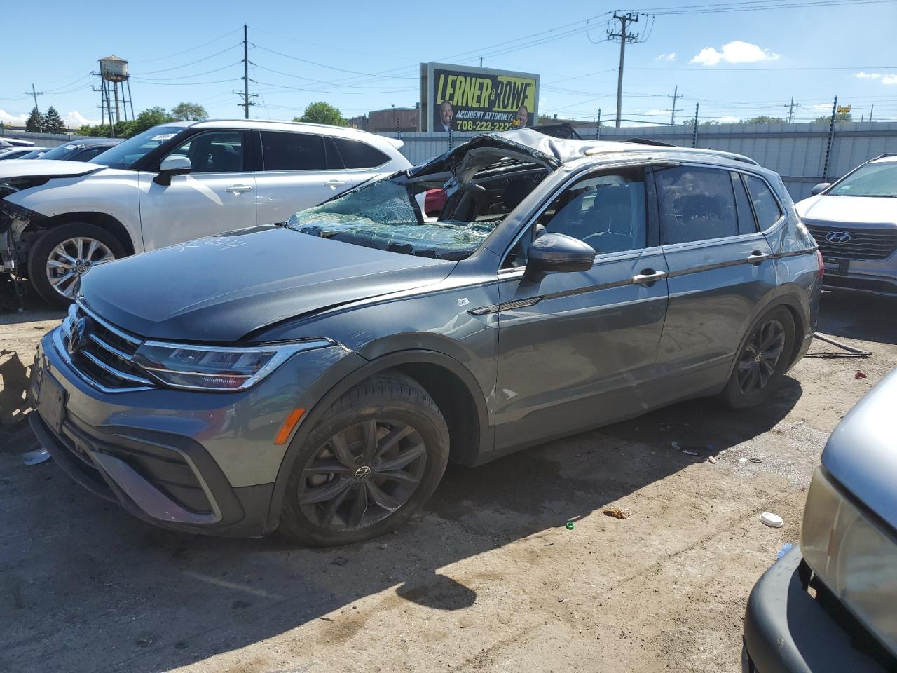 2022 VOLKSWAGEN TIGUAN SE