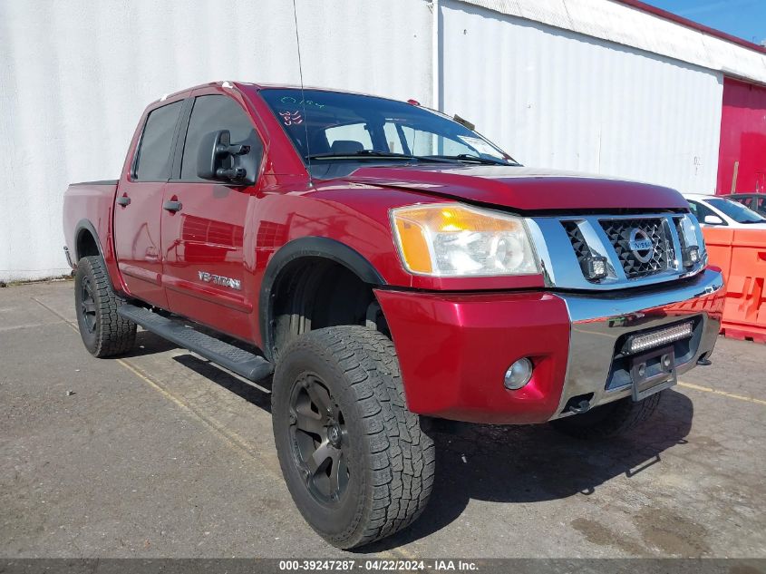 2015 NISSAN TITAN SV