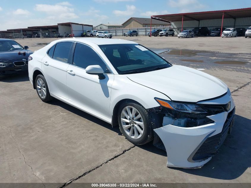 2023 TOYOTA CAMRY LE