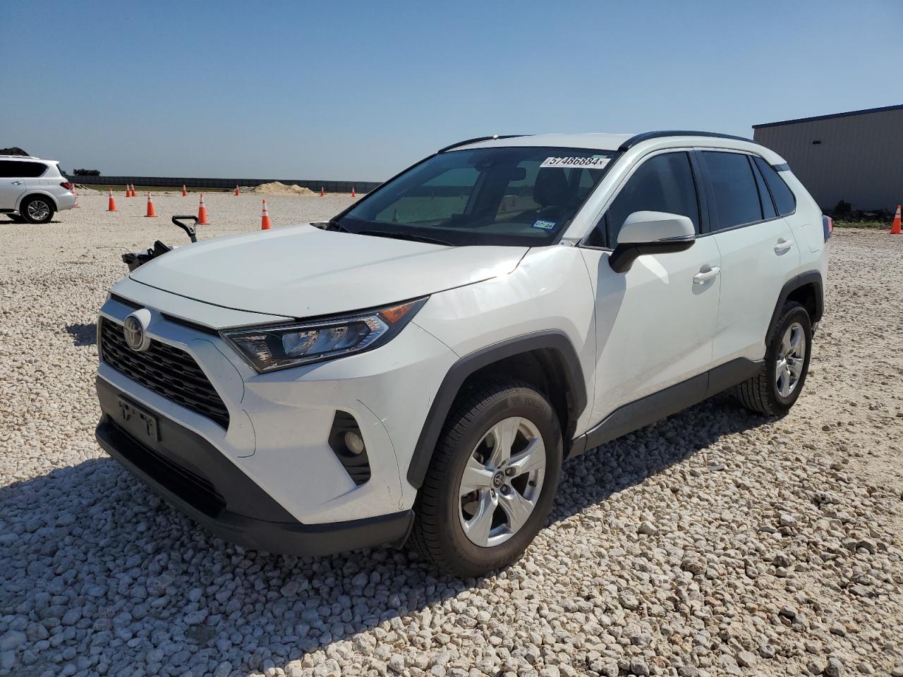 2020 TOYOTA RAV4 XLE