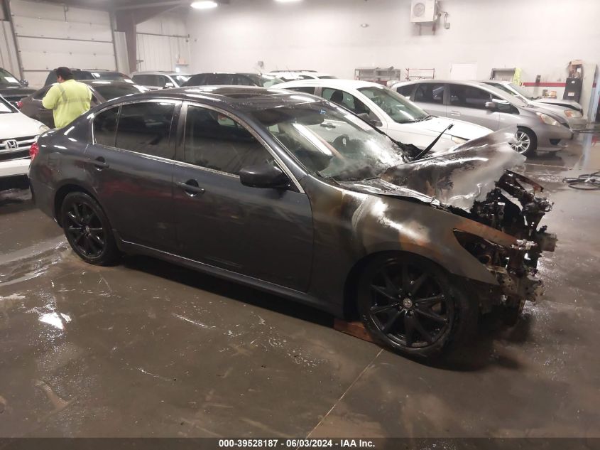 2013 INFINITI G37X