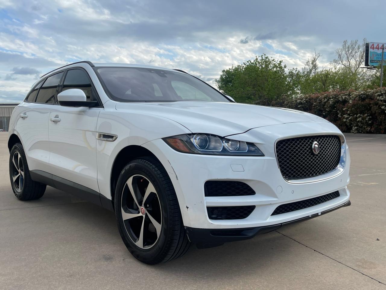 2017 JAGUAR F-PACE PREMIUM