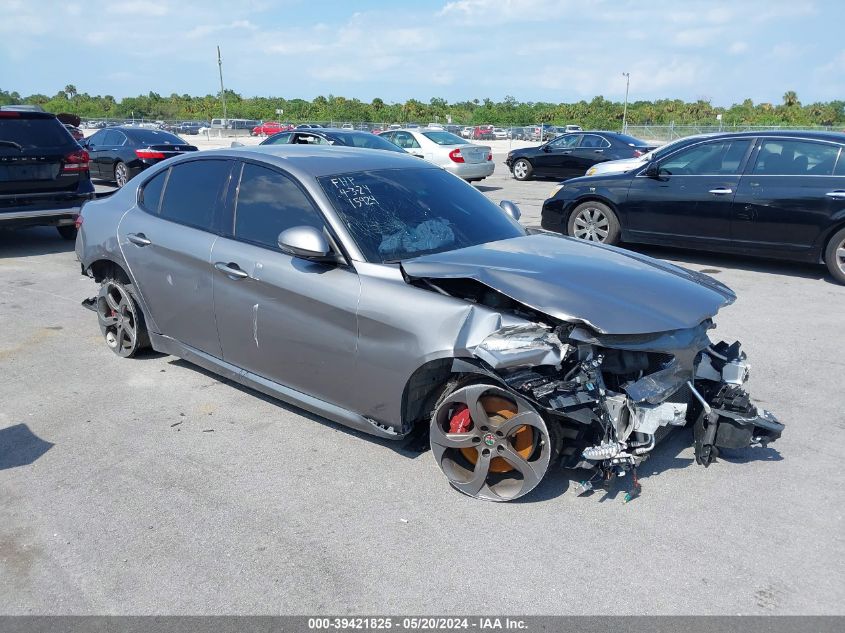 2018 ALFA ROMEO GIULIA RWD