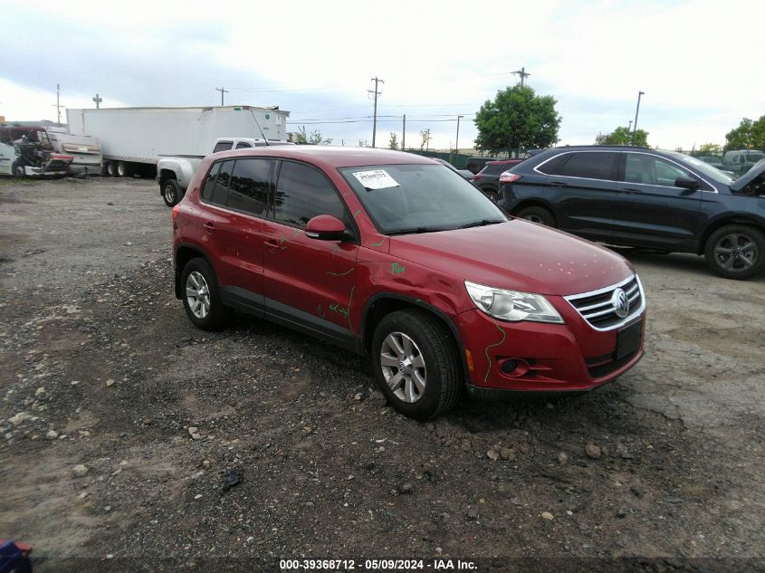 2010 VOLKSWAGEN TIGUAN S