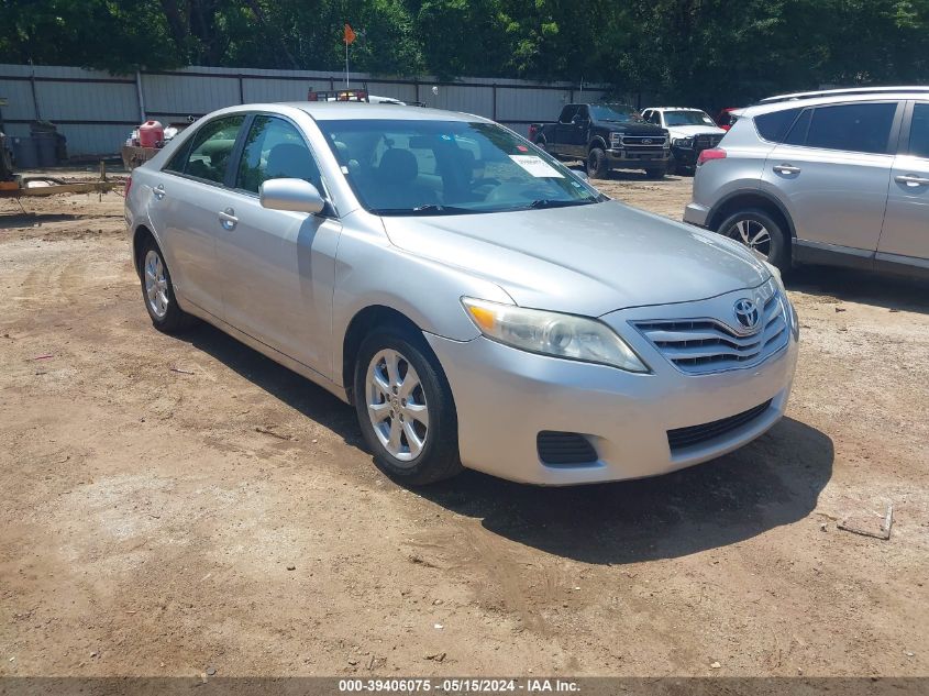 2011 TOYOTA CAMRY LE