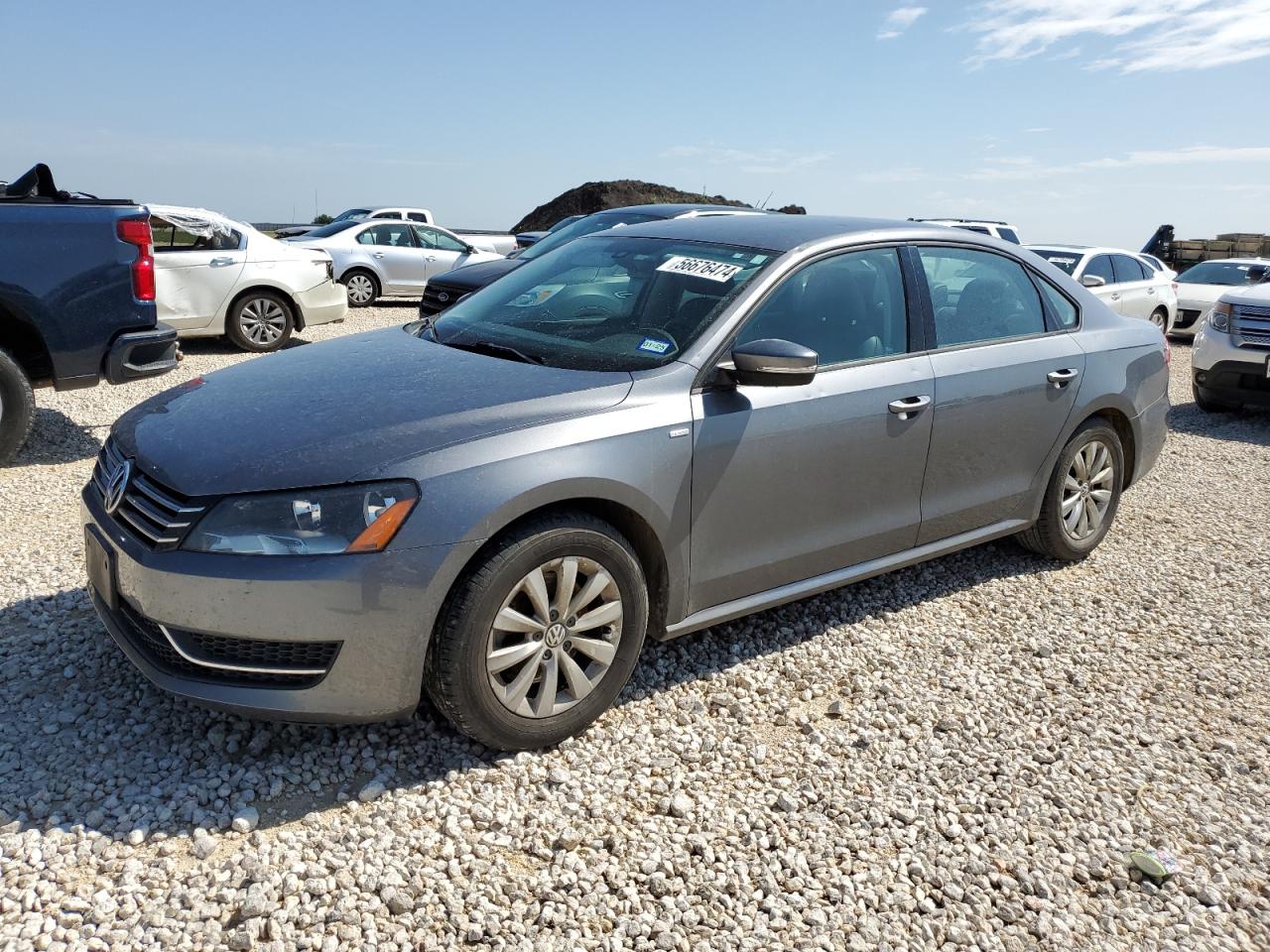 2015 VOLKSWAGEN PASSAT S