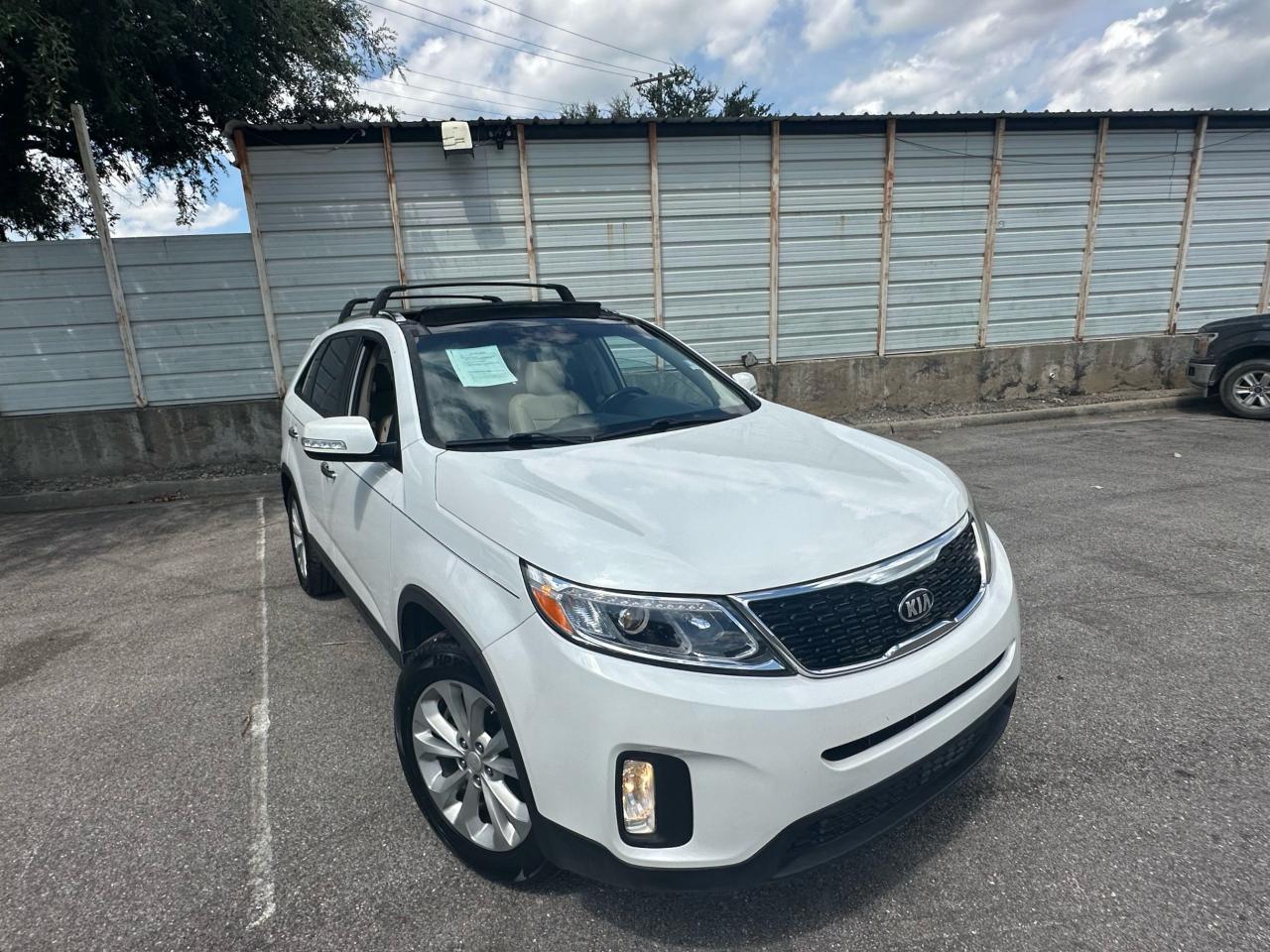 2015 KIA SORENTO EX