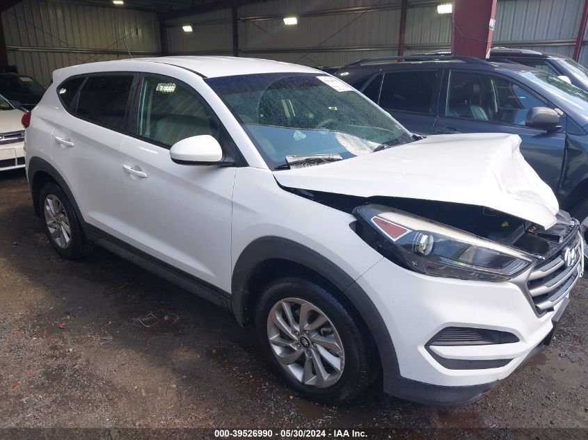 2017 HYUNDAI TUCSON SE