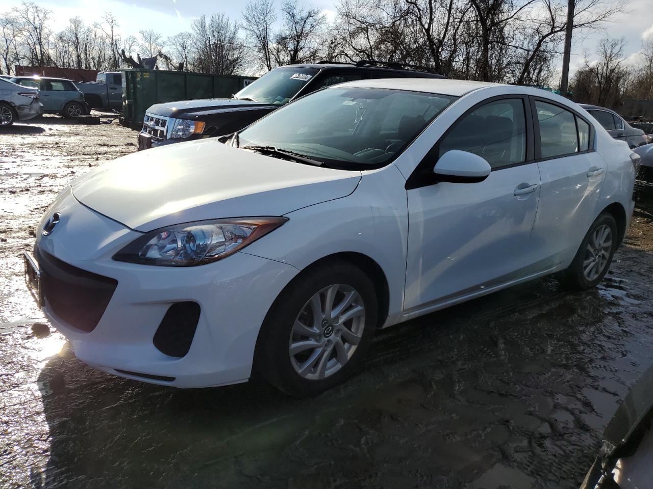 2013 MAZDA 3 I