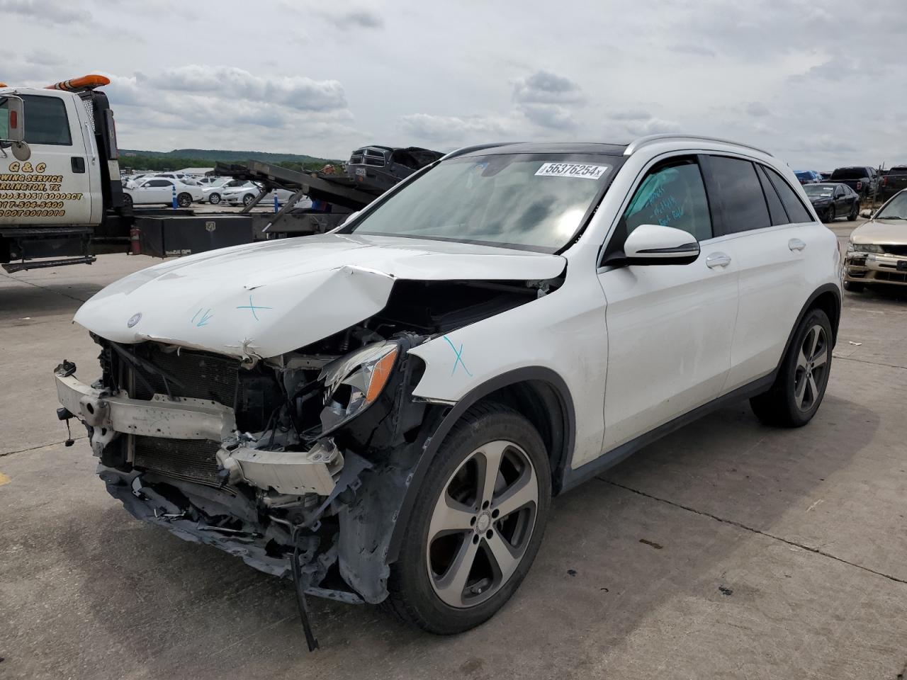 2016 MERCEDES-BENZ GLC 300