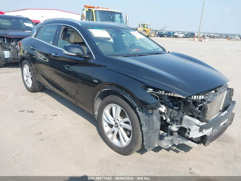 2018 INFINITI QX30 LUXE