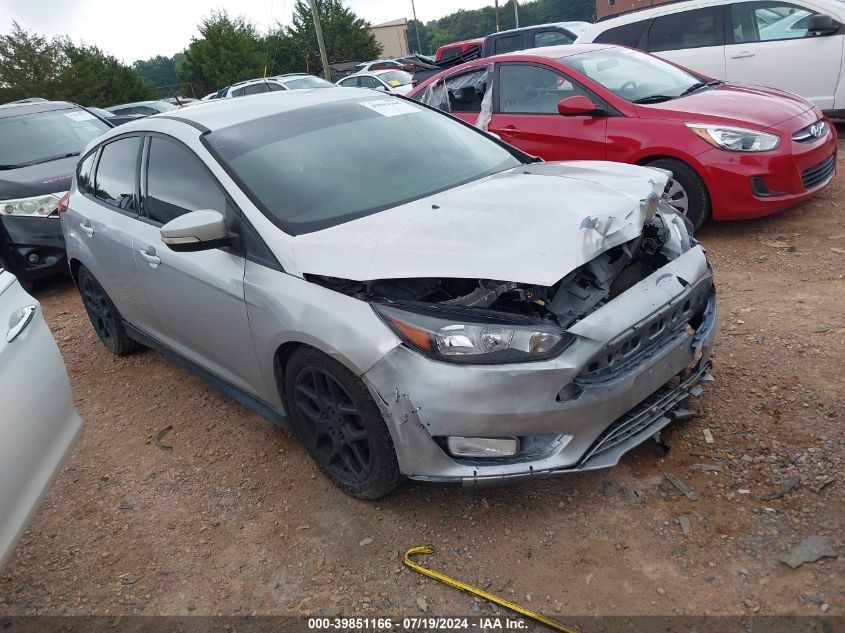 2015 FORD FOCUS SE