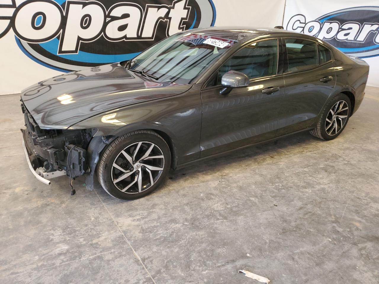 2019 VOLVO S60 T6 MOMENTUM