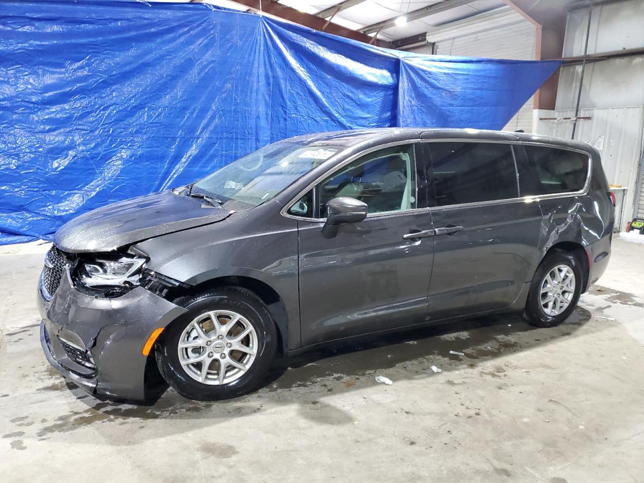 2023 CHRYSLER PACIFICA TOURING L