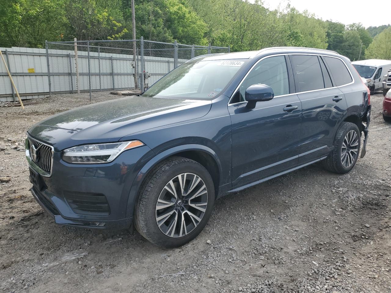 2021 VOLVO XC90 T6 MOMENTUM