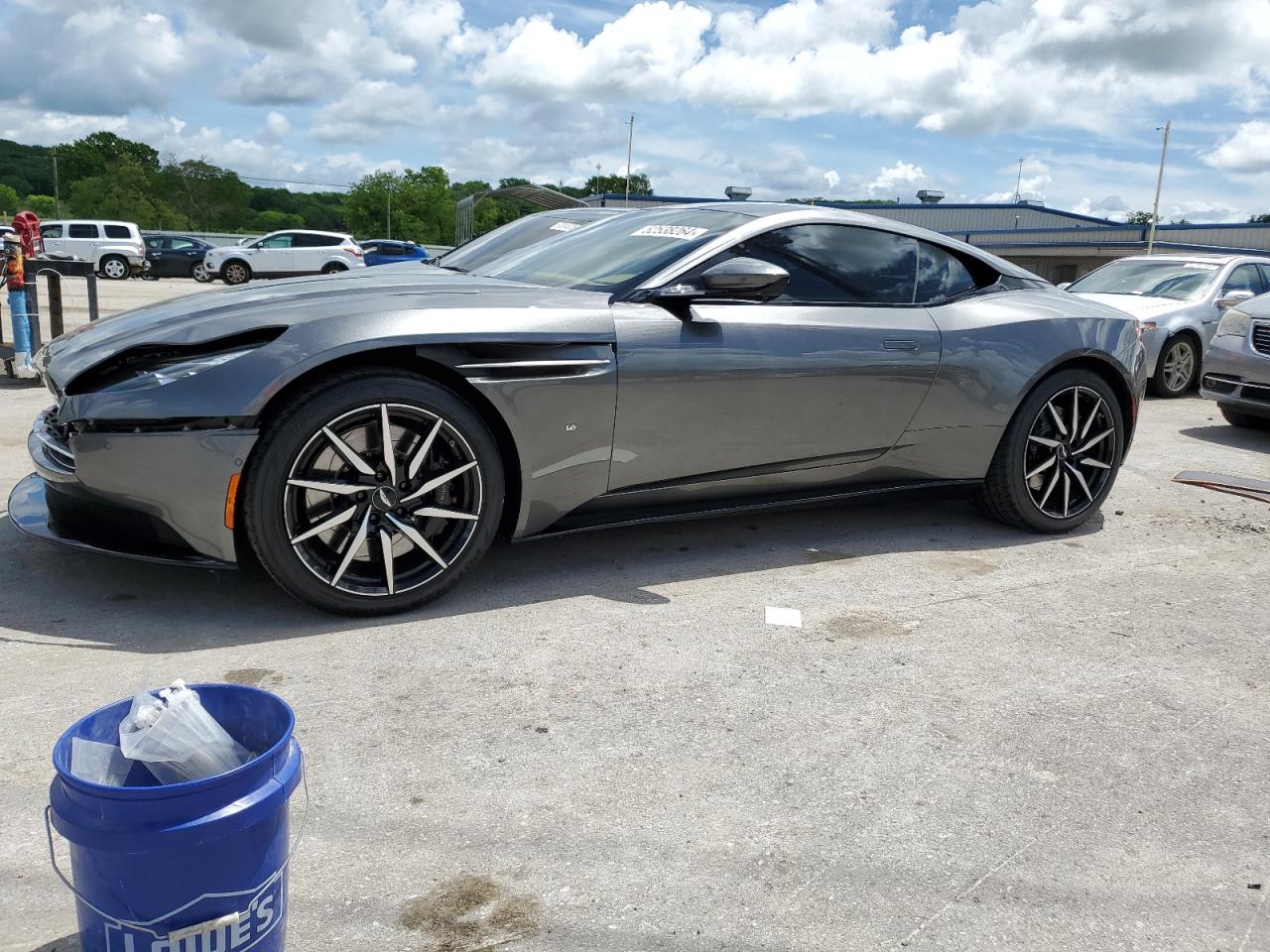 2017 ASTON MARTIN DB11