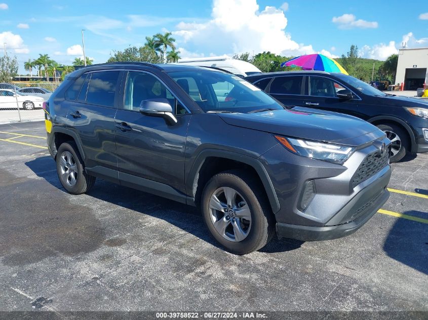 2023 TOYOTA RAV4 XLE