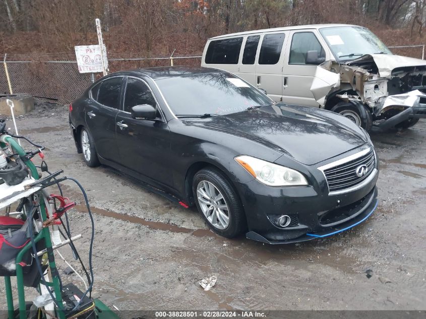 2011 INFINITI M37