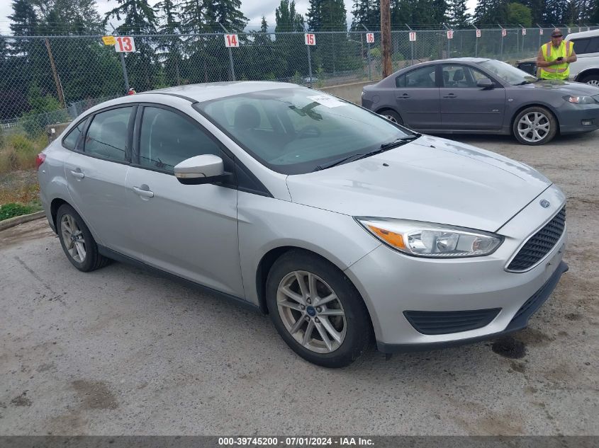 2015 FORD FOCUS SE