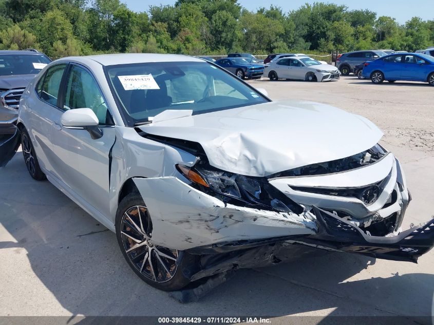 2022 TOYOTA CAMRY SE/SE NIGHT SHADE