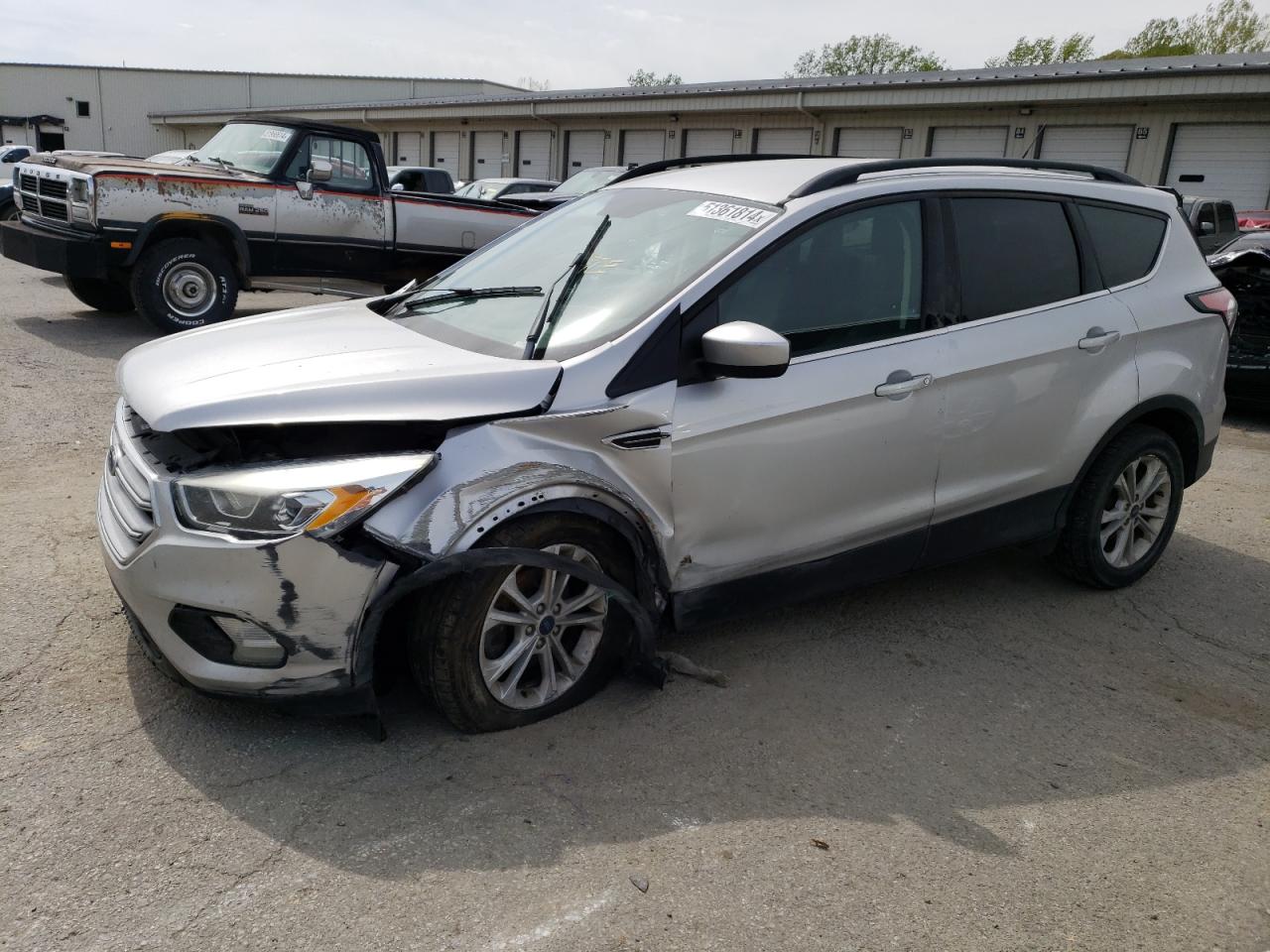 2017 FORD ESCAPE SE