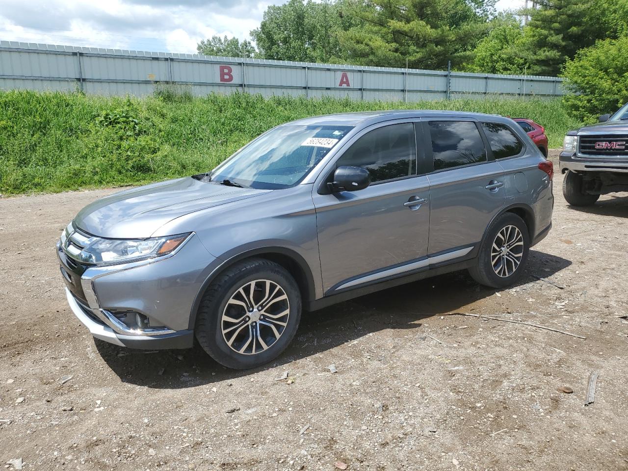 2016 MITSUBISHI OUTLANDER ES