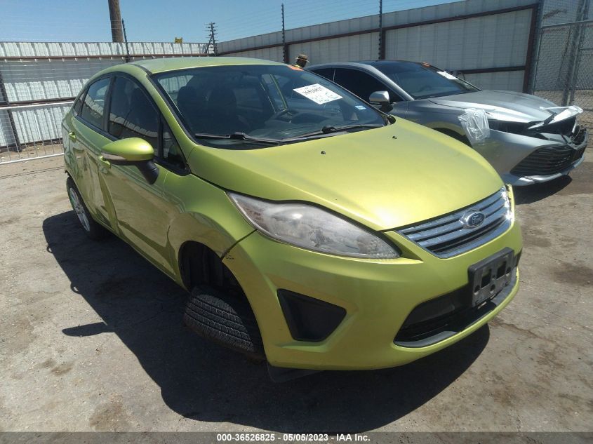 2013 FORD FIESTA SE