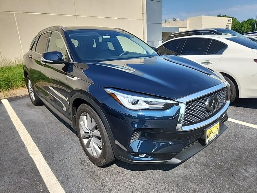 2021 INFINITI QX50 LUXE