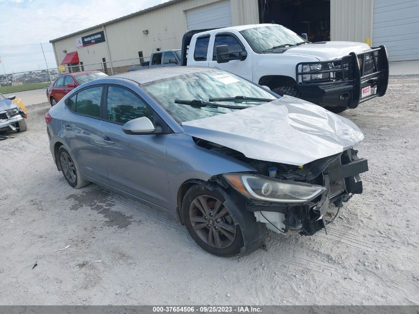 2017 HYUNDAI ELANTRA SE