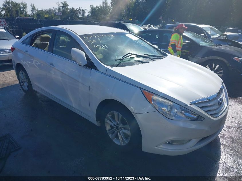 2013 HYUNDAI SONATA GLS