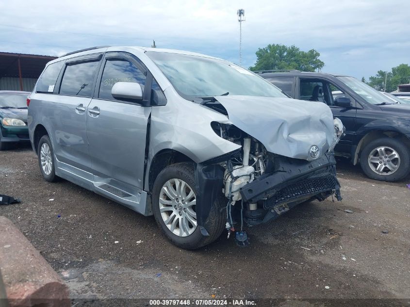 2016 TOYOTA SIENNA XLE 8 PASSENGER