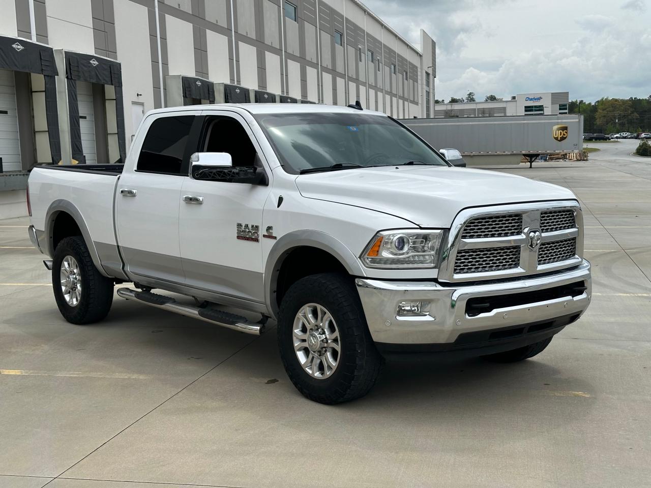 2016 RAM 2500 LARAMIE