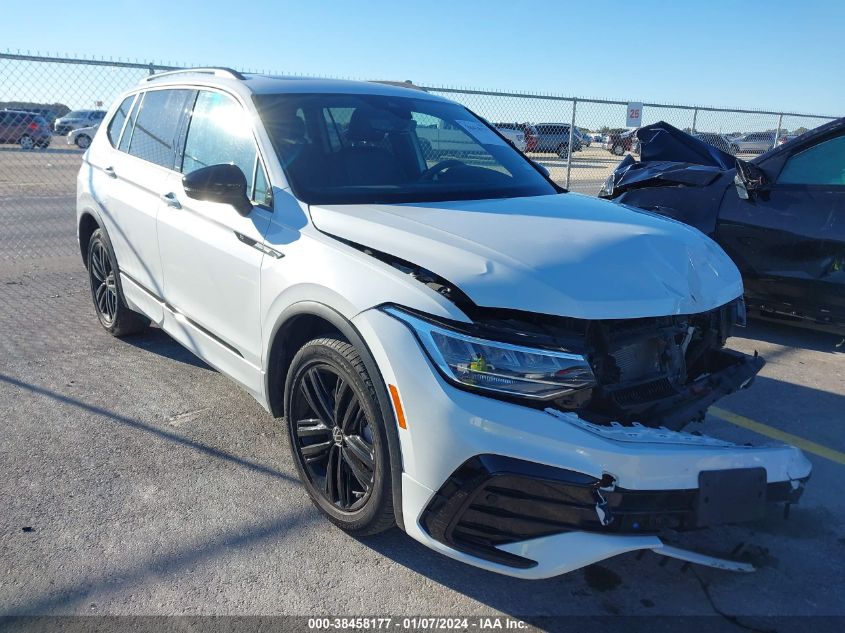 2022 VOLKSWAGEN TIGUAN 2.0T SE R-LINE BLACK