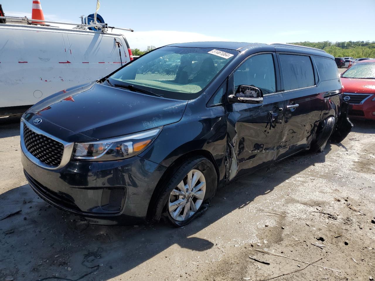 2017 KIA SEDONA LX