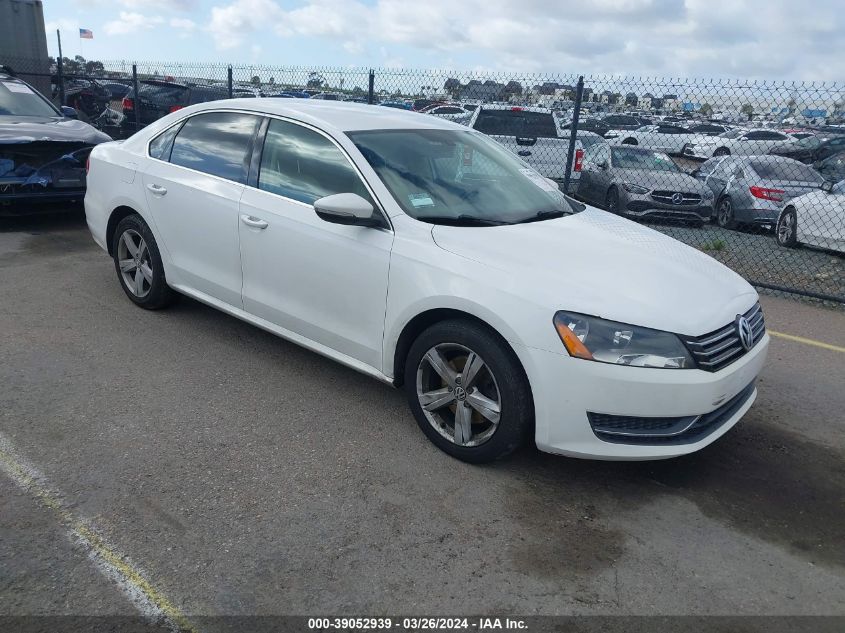 2012 VOLKSWAGEN PASSAT 2.5L SE