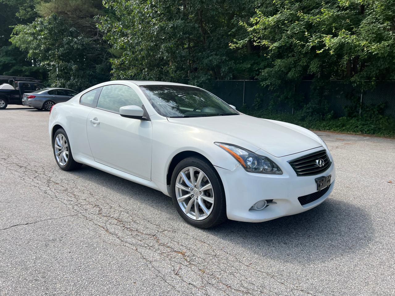 2012 INFINITI G37