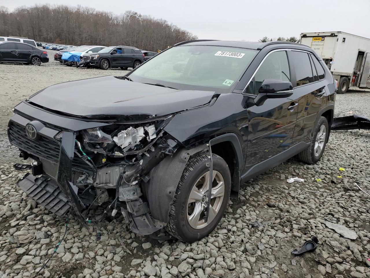 2019 TOYOTA RAV4 XLE