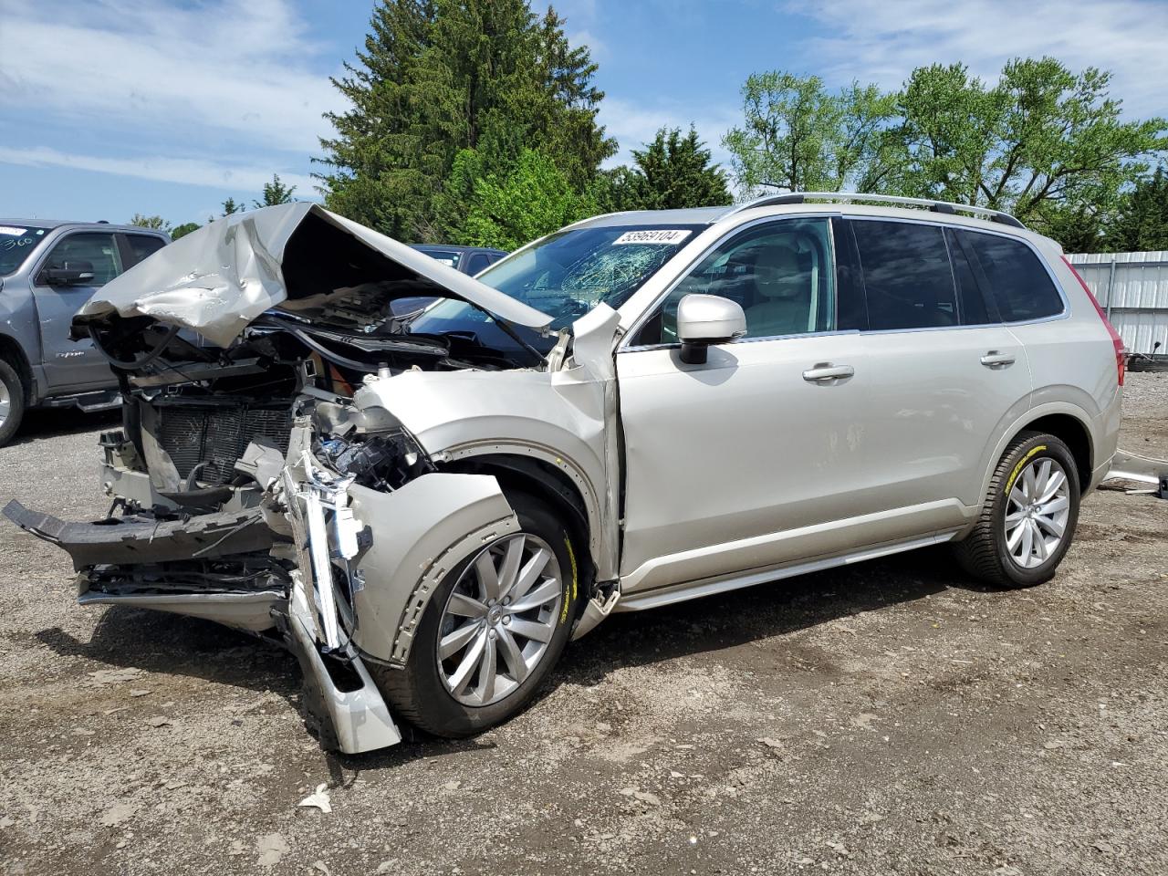 2016 VOLVO XC90 T6