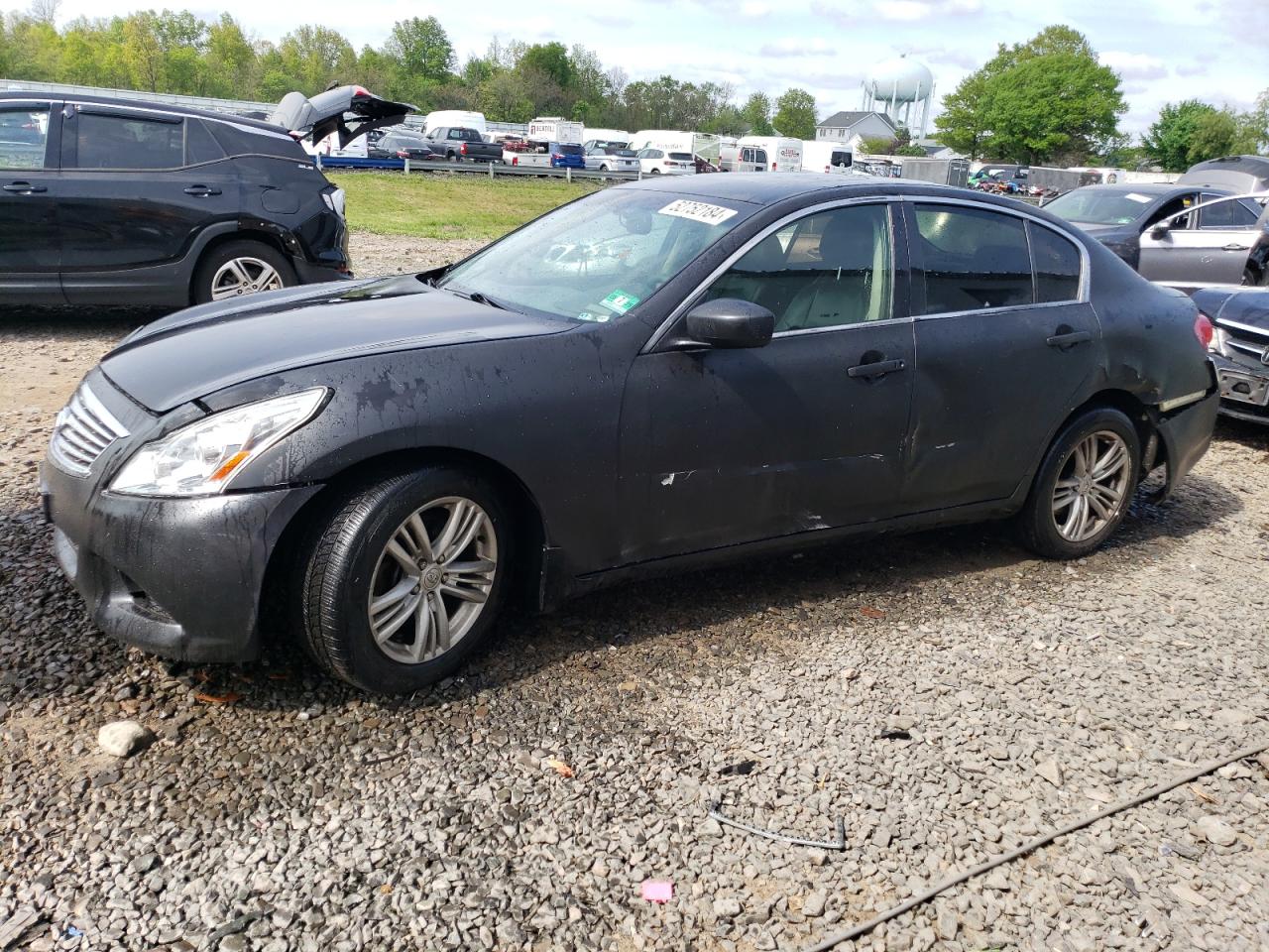 2013 INFINITI G37