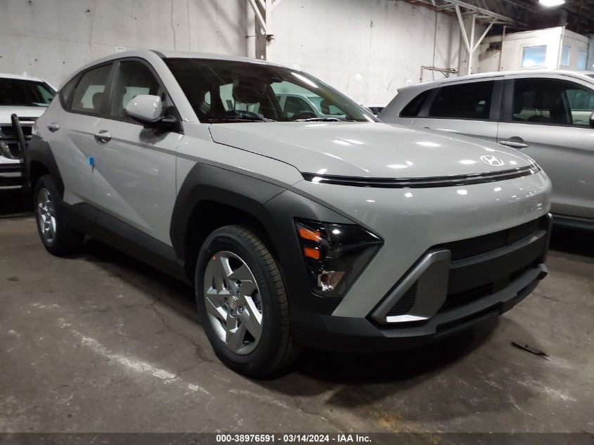 2024 HYUNDAI KONA SE