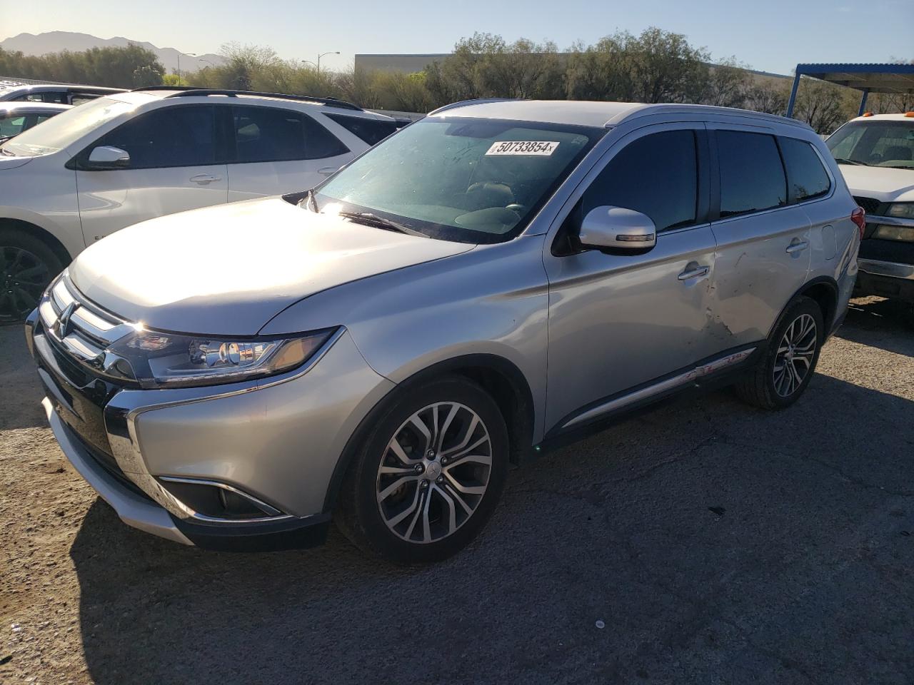 2018 MITSUBISHI OUTLANDER SE