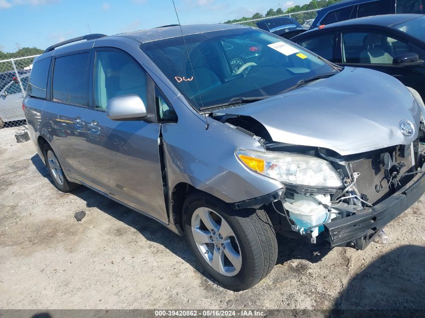 2011 TOYOTA SIENNA LE V6