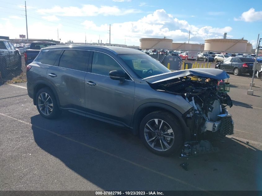 2023 INFINITI QX60 LUXE